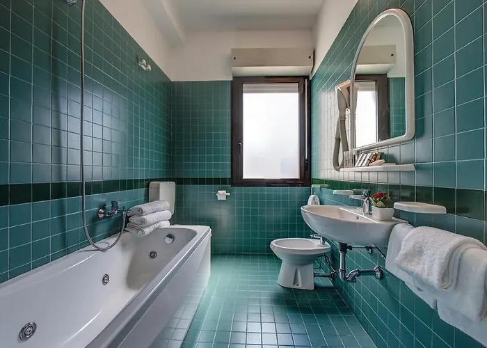 克里斯塔洛酒店 4*